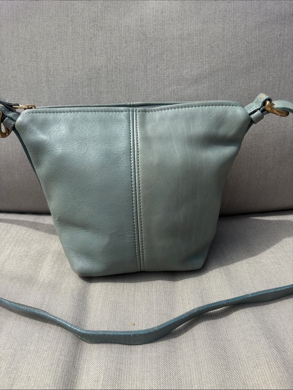 Coach Vintage MacDougal
In the color Celadon Crossbody Bag Made in USA - Picture 1 of 9